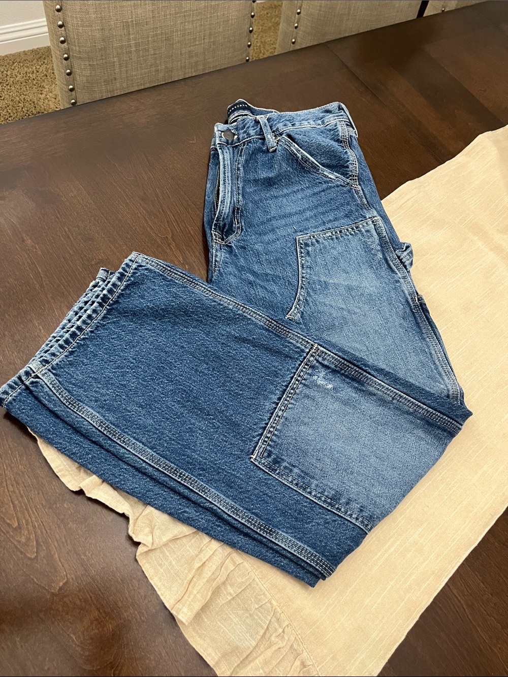 Aeropostale women’s  carpenter Jeans